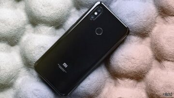 Xiaomi mi 8 выключился и не включается