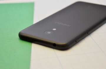 Meizu M8 не видит наушники - Что делать?