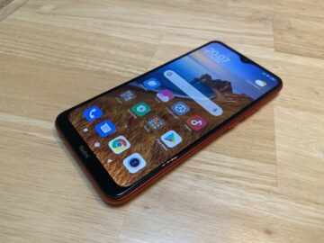 Xiaomi redmi 8A выключается, а потом сам включается