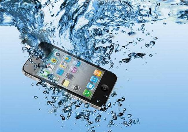Телефон упал в воду сколько сушить